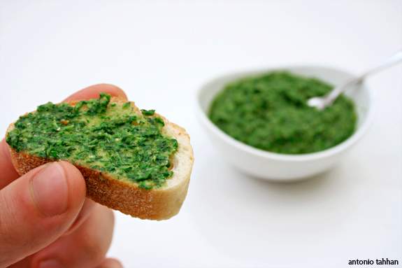 pesto on crostini
