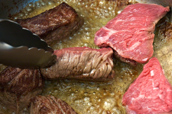 searing the beef