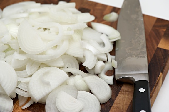 the more onions, the better onion slices