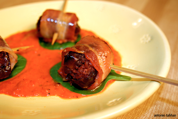 chorizo-stuffed medjool dates